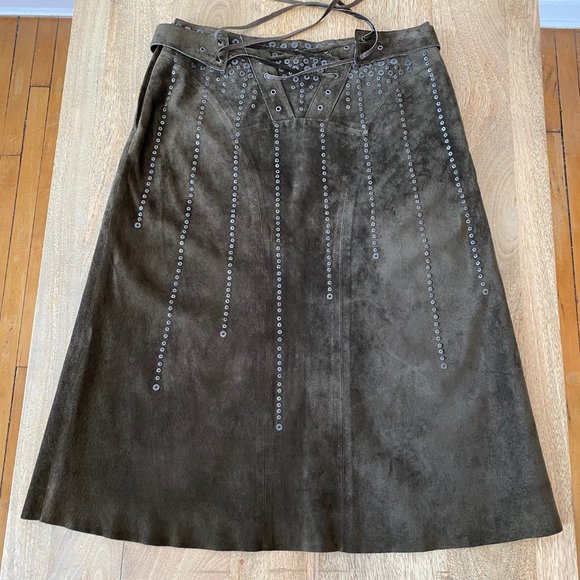 BCBGMaxAzria Dresses & Skirts - BCBG MAX AZRIA Suede A-Line Midi Skirt Side Zip Laces Studs Size 4 Knee Length